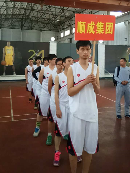 NG28相信品牌的力量集团参加中嘉业集团第三届篮球邀请赛剪影